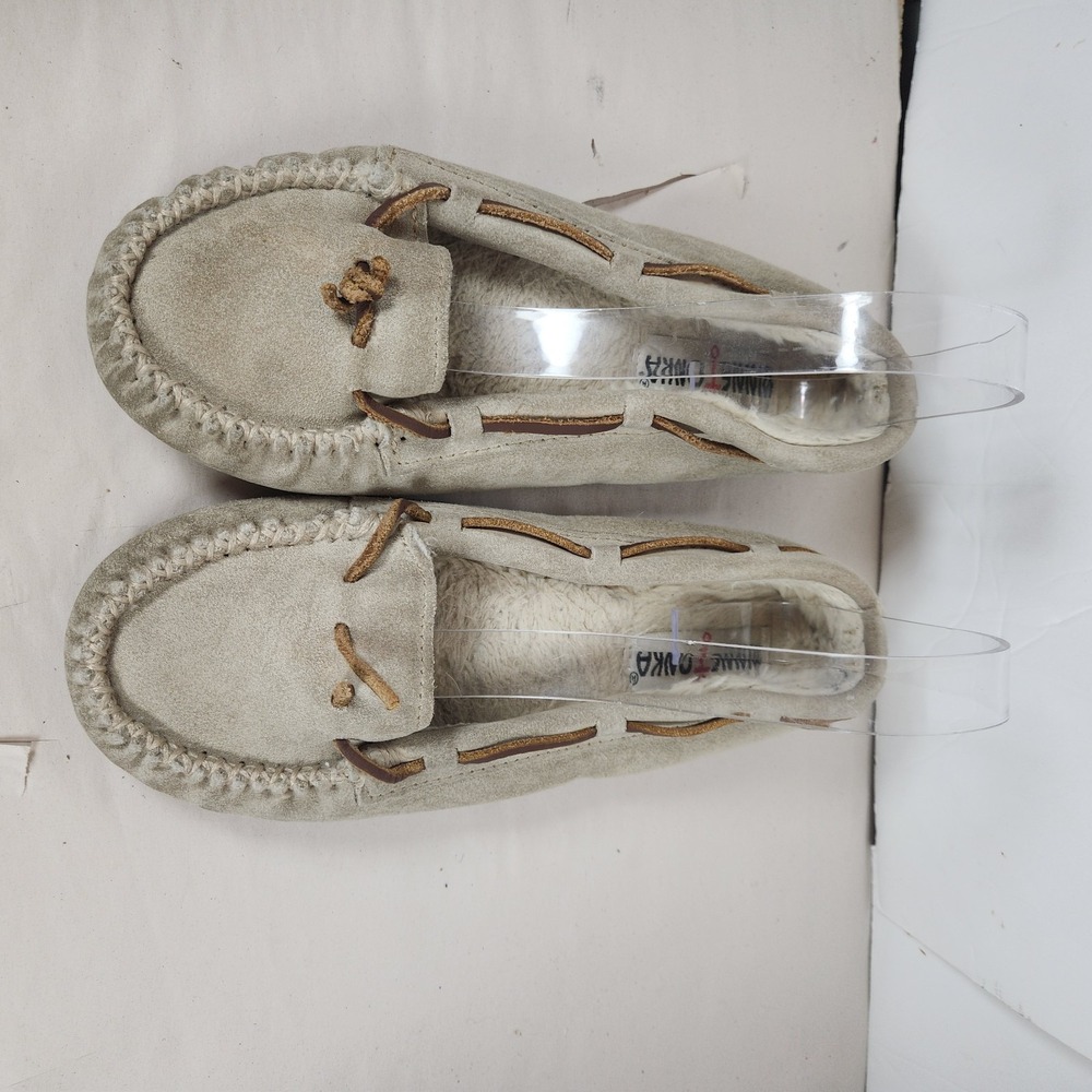 Minnetonka Britt Trapper Womens Size 8M Slipper gray Suede‎ Moccasins READ